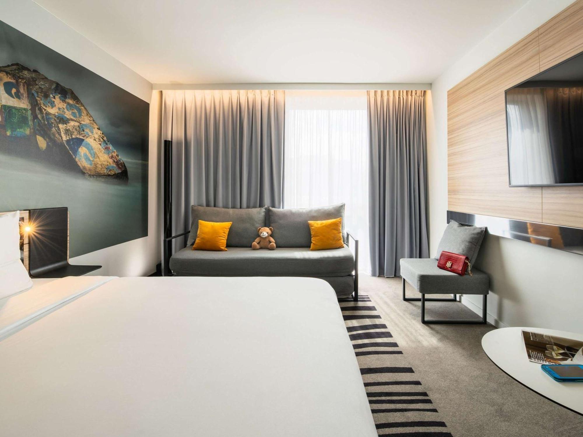 Novotel Paris Coeur D'Orly Airport Екстериор снимка