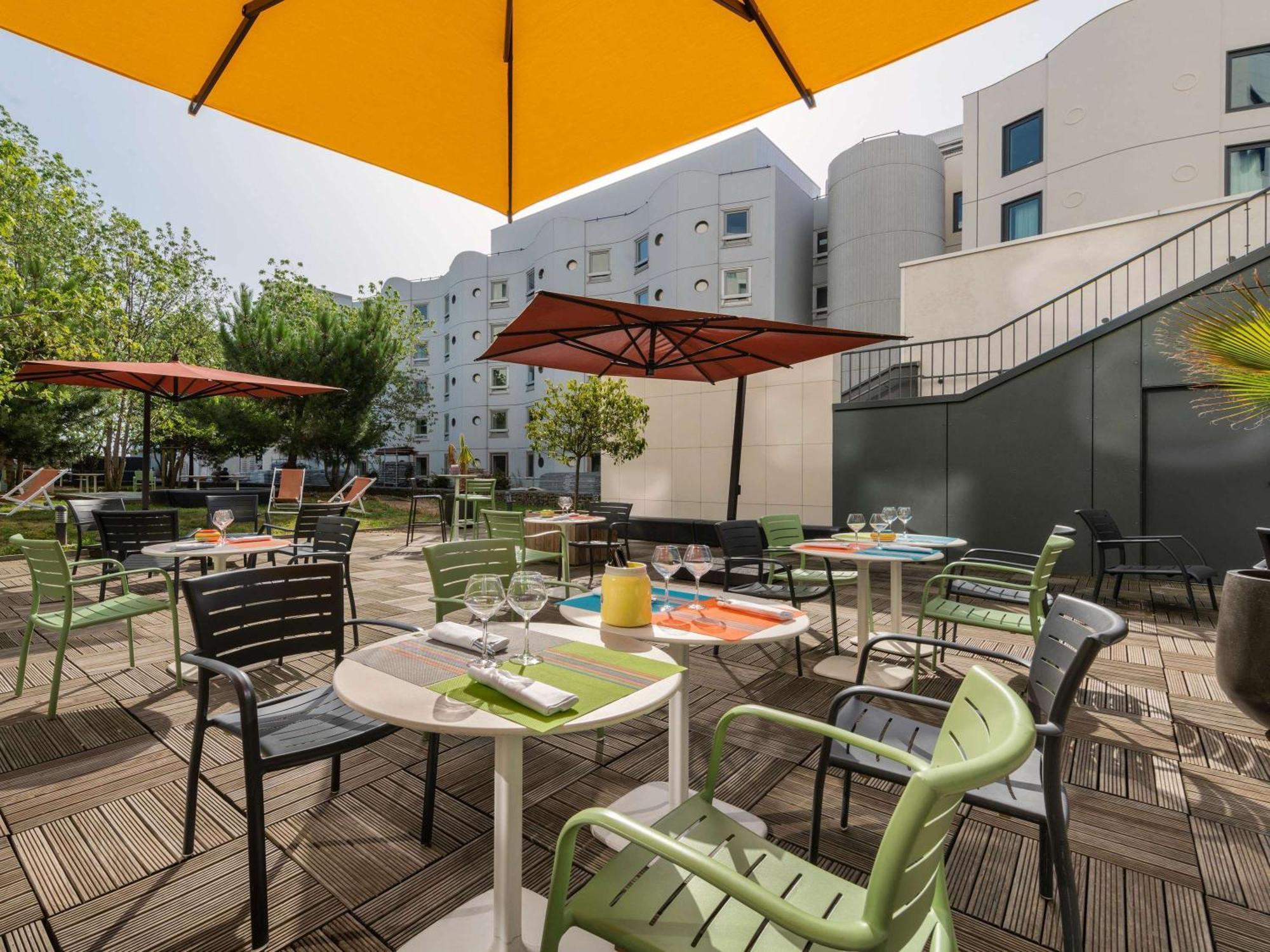 Novotel Paris Coeur D'Orly Airport Екстериор снимка